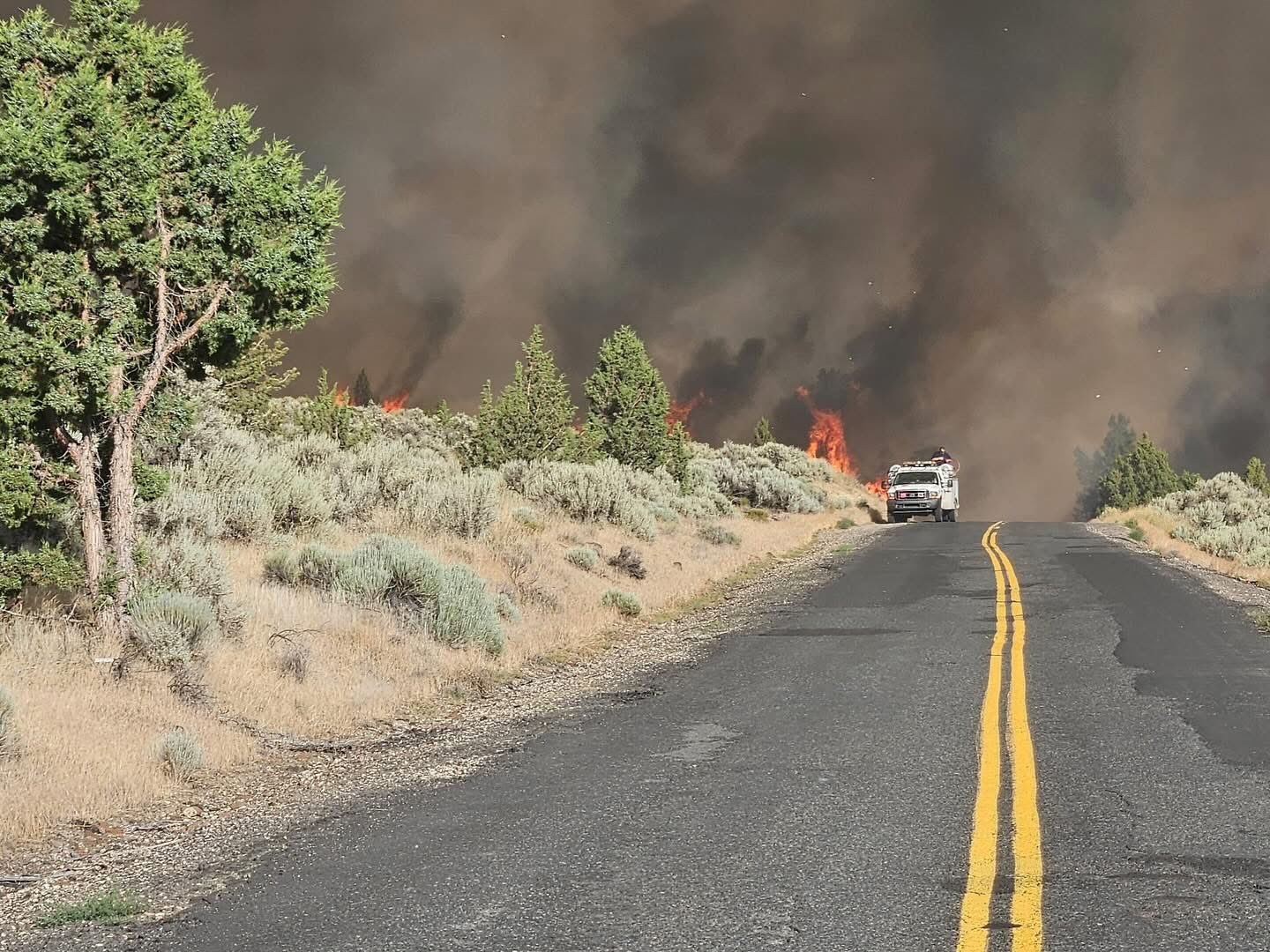 Bend Fire Today: Evacuations Ordered Near Skyliners Road as Deschutes County Sheriff Personnel Respond to Rapidly Spreading Brush Blaze